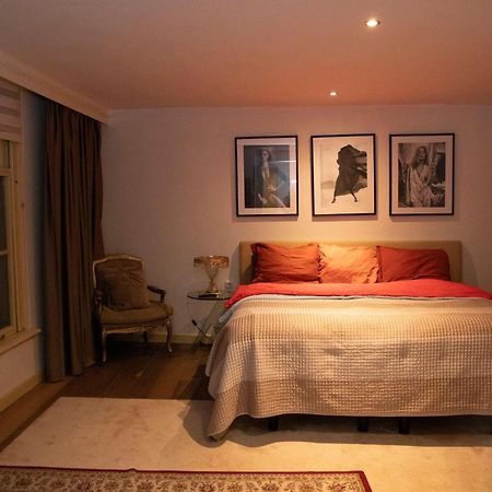 Red Light District B & B Canal View อัมสเตอร์ดัม ภายนอก รูปภาพ
