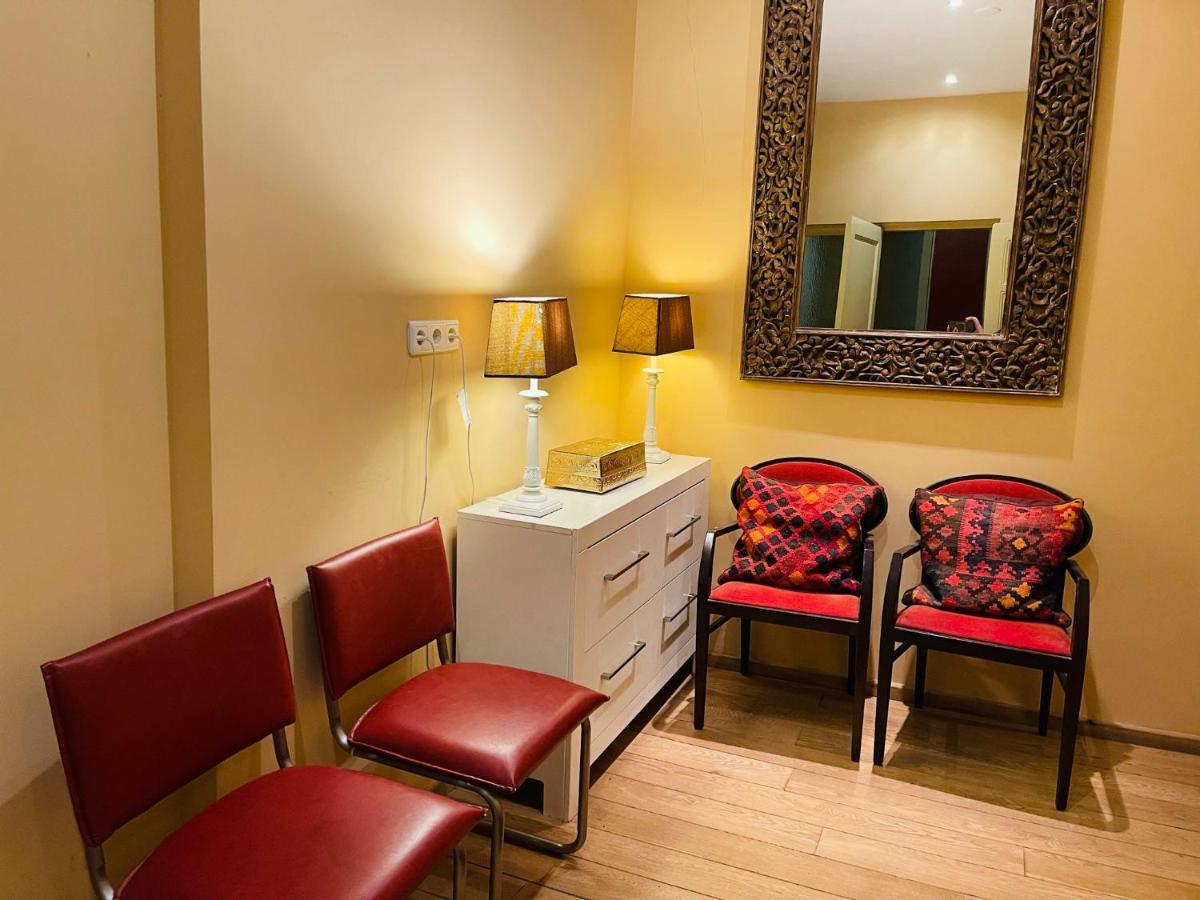 Red Light District B & B Canal View อัมสเตอร์ดัม ภายนอก รูปภาพ
