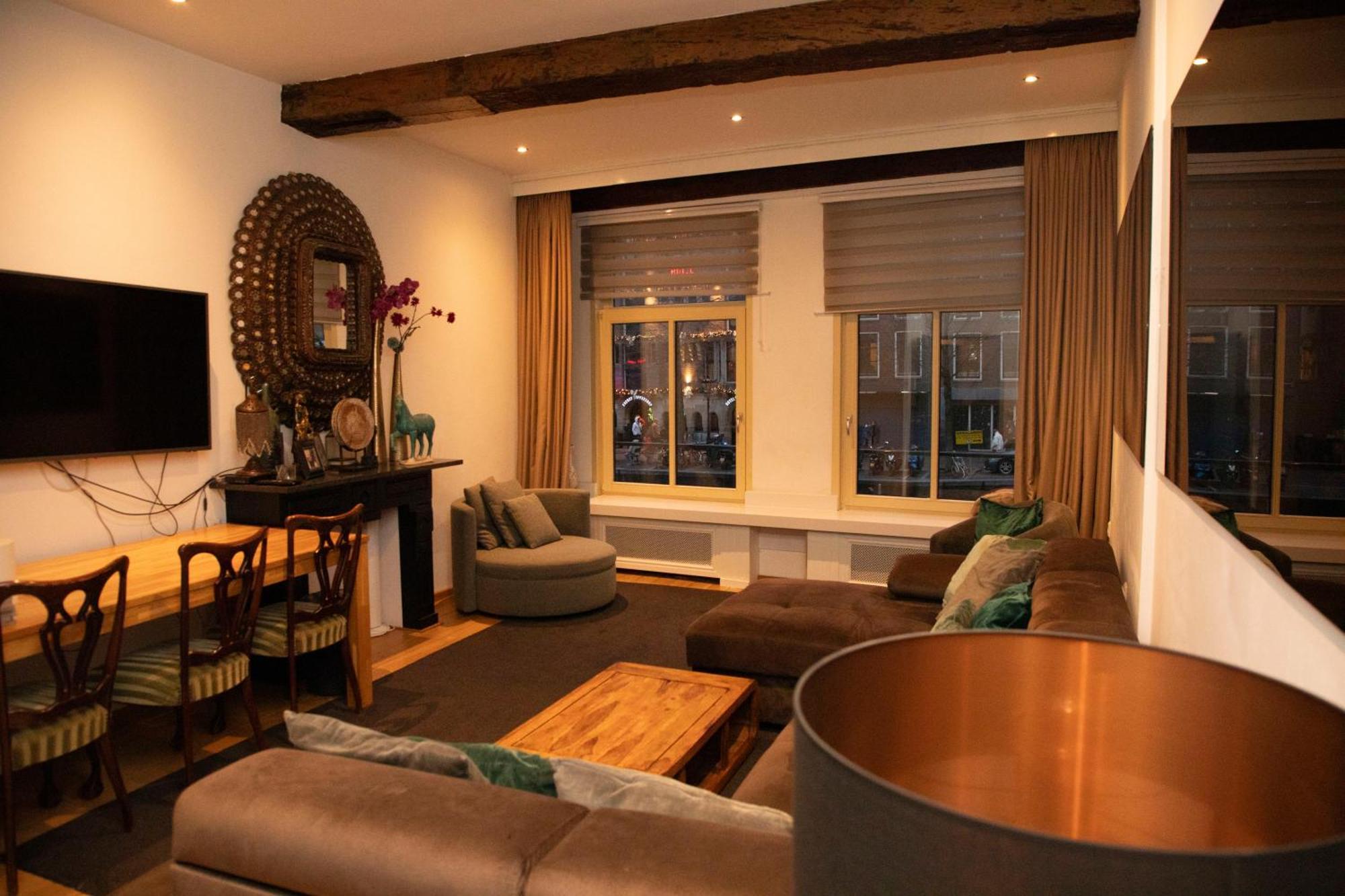 Red Light District B & B Canal View อัมสเตอร์ดัม ภายนอก รูปภาพ